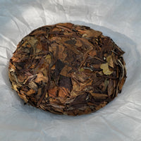 2012 Lao Shoumei 老寿眉 - Aged white tea, Stone - pressed cake - Eastern Leaves