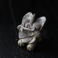 Cloudy Violet Wamao 瓦猫 - Incense holder