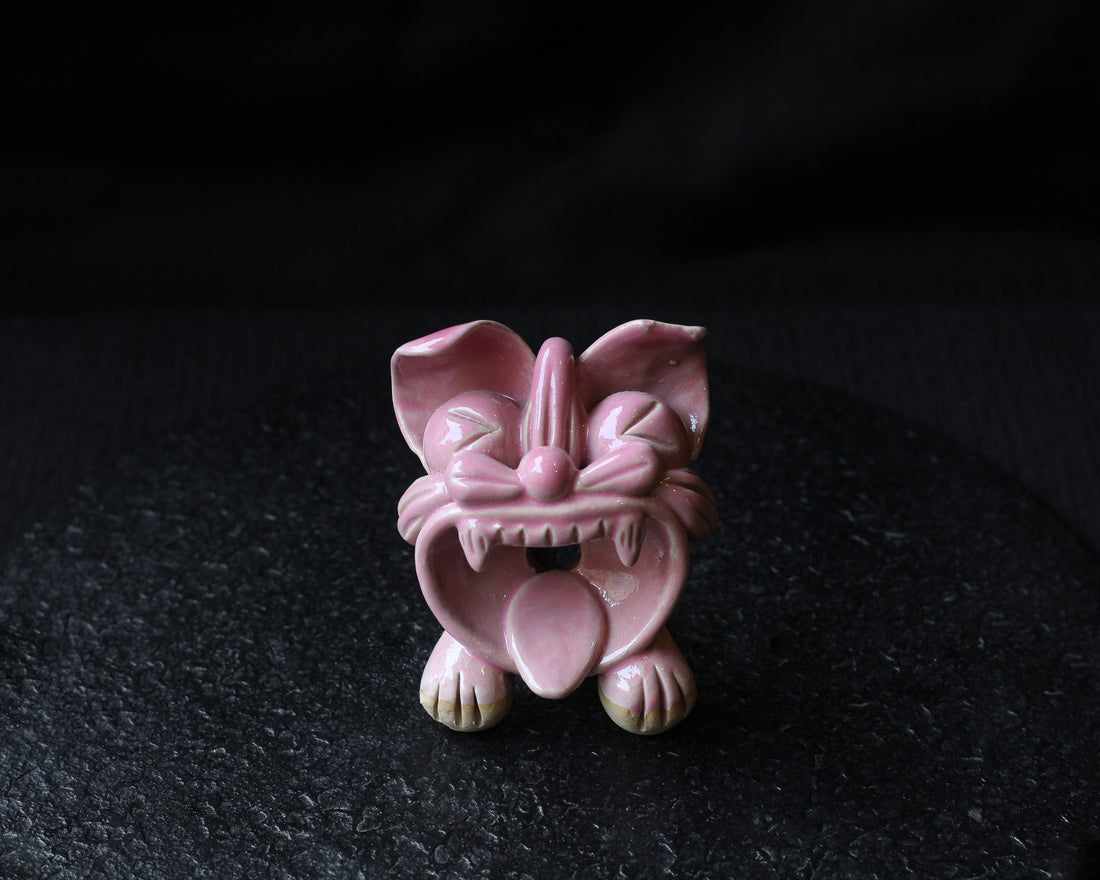 Pink Wamao 瓦猫 - Incense holder