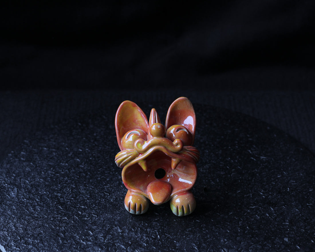 Amber Orange Wamao 瓦猫 - Incense holder