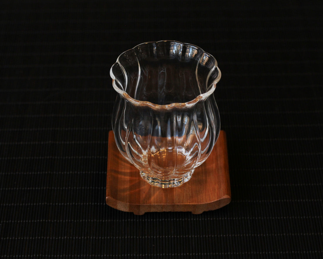 Glass cups