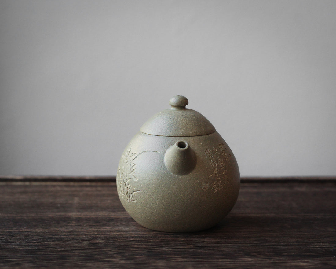 Longdan 龙蛋 - Teiera Yixing in argilla verde Benshanluni