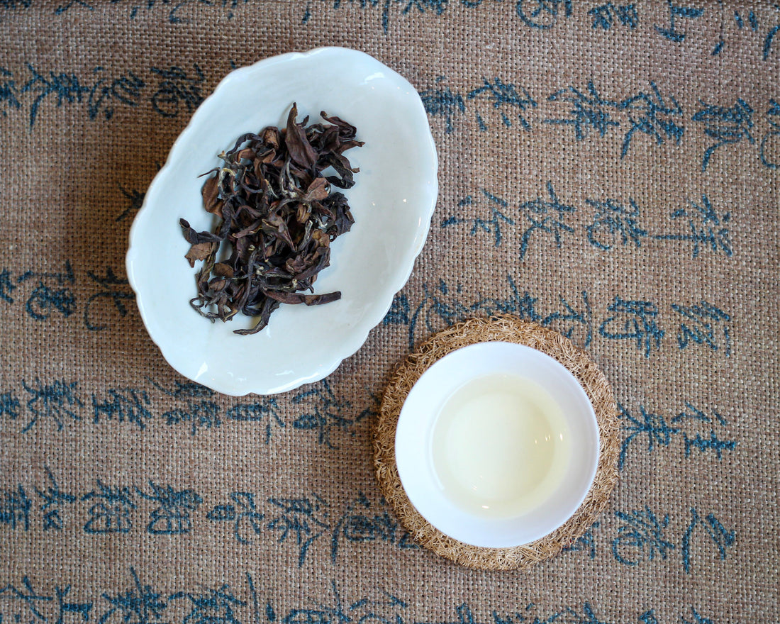 Yunnan Oriental Beauty 云南东方美人 - Bitten Wulong Tea