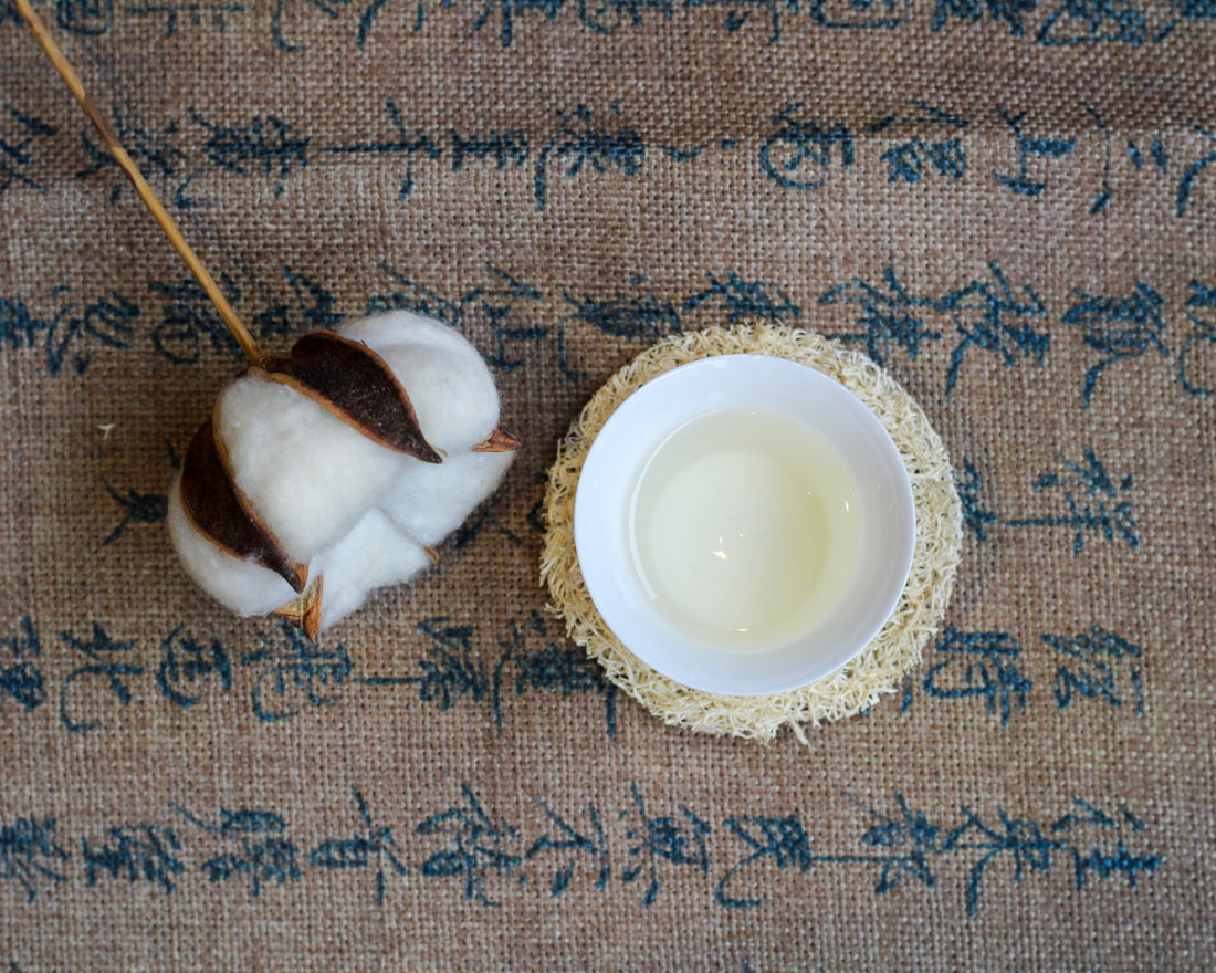 Yunnan Oriental Beauty 云南东方美人 - Bitten Wulong Tea