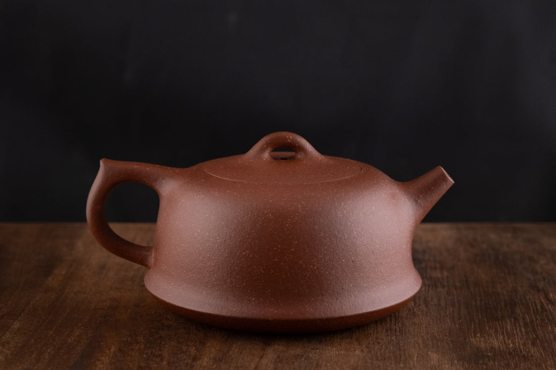 Panshi 磐石 - 200ml Yixing Teapot in Jiangponi Red Clay
