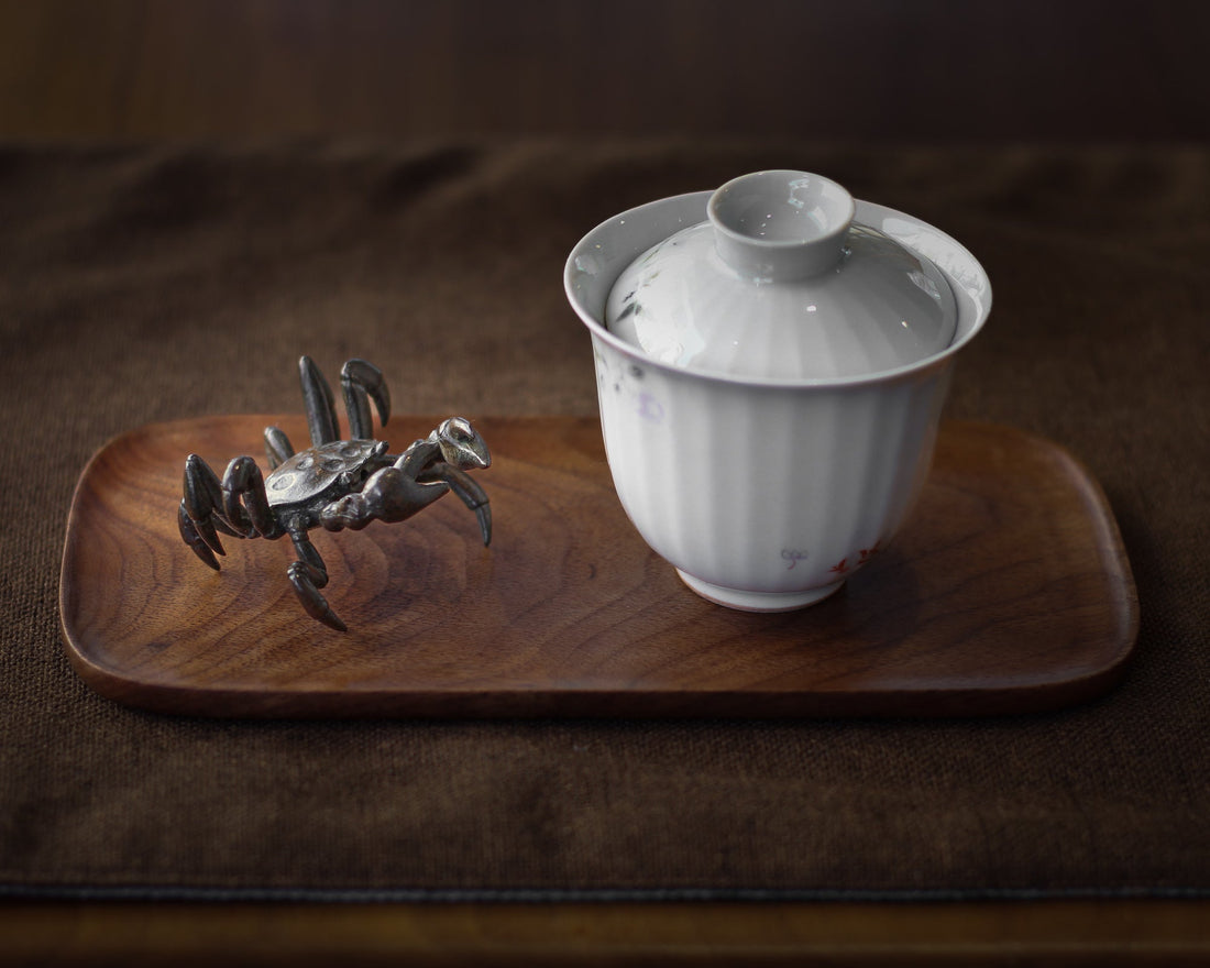 Crab - Teapet - Eastern Leaves
