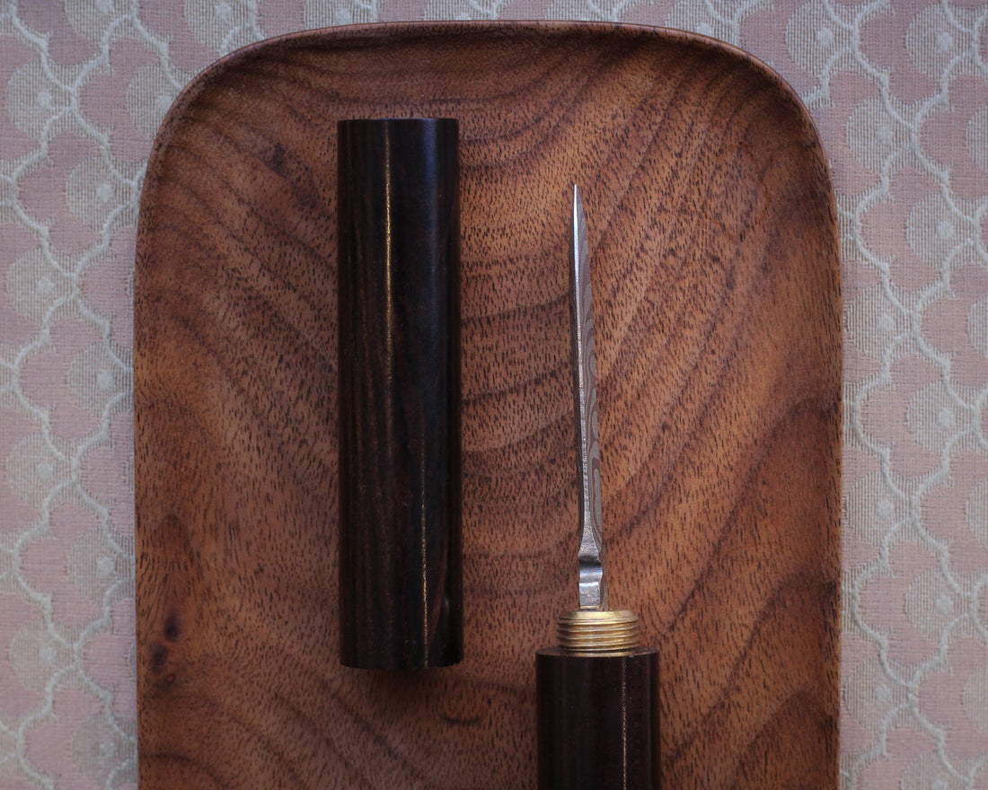 Knife for Pressed Tea - Eastern Leaves