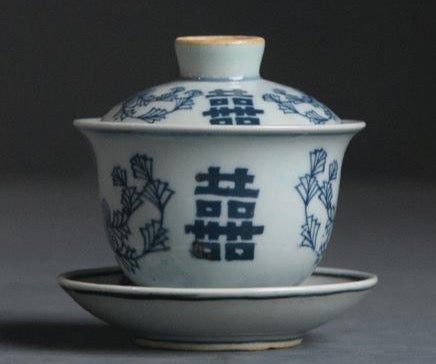 Gaiwan blue and white with blessing character, vintage Chinese gaiwan for brewing loose-leaf tea in gongfucha