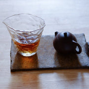 "Chuimu 锤目, Hammered Glass" Gong Dao Bei Fair Cup - Eastern Leaves
