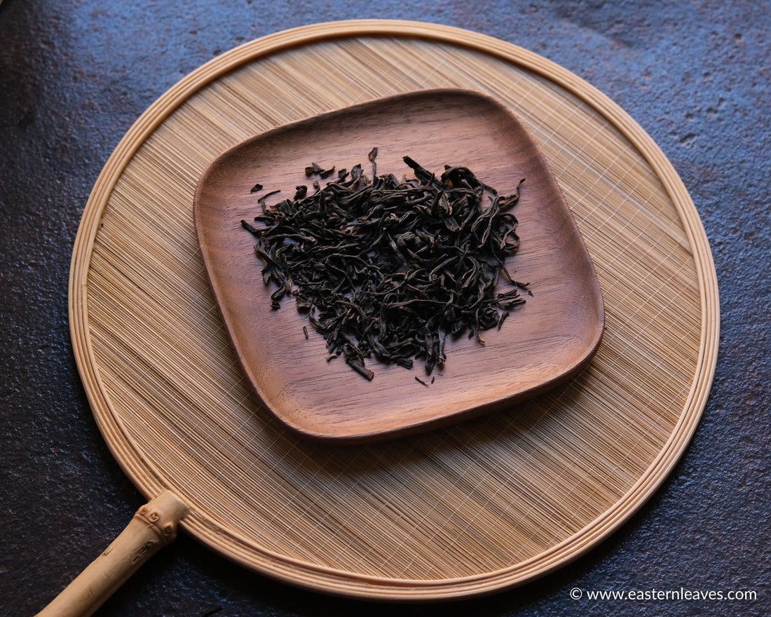 Zhengshan Xiaozhong 正山小种 - Wuyishan Red Tea - Eastern Leaves